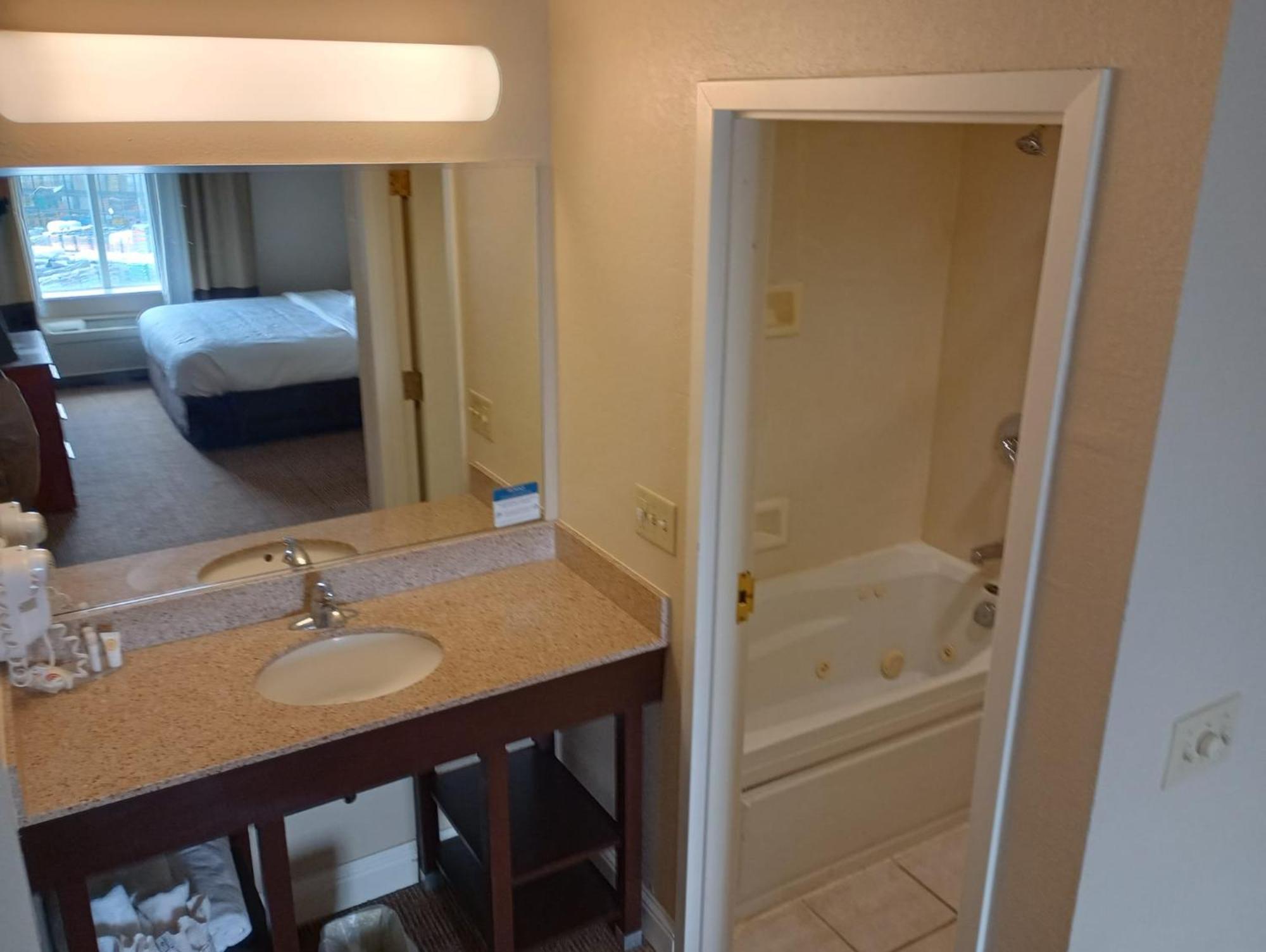 Samir Stay At Nw Expressway Oklahoma City Ngoại thất bức ảnh